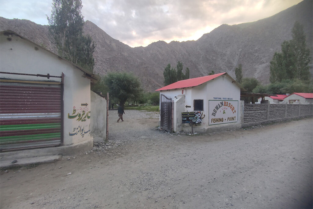 Resort in Soq Valley Upper Kachura